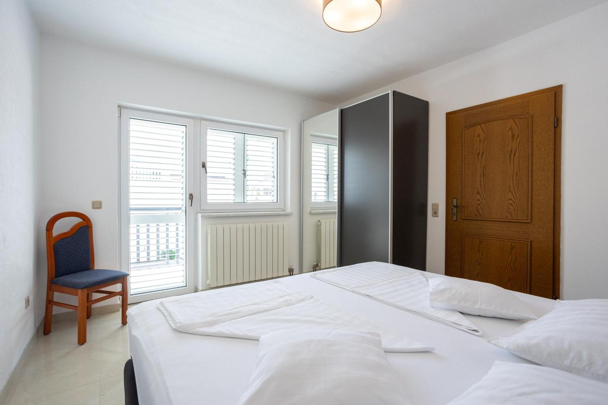 Villa Marina Okrug Gornji Phòng bức ảnh