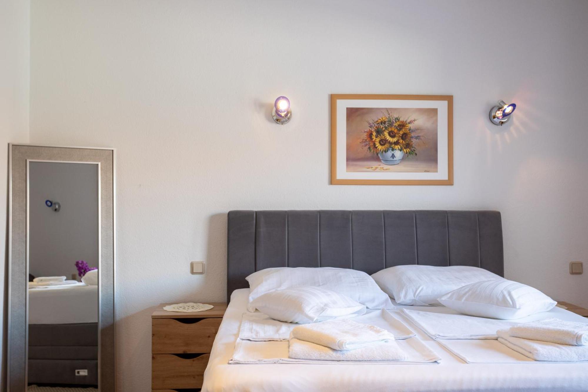 Villa Marina Okrug Gornji Phòng bức ảnh